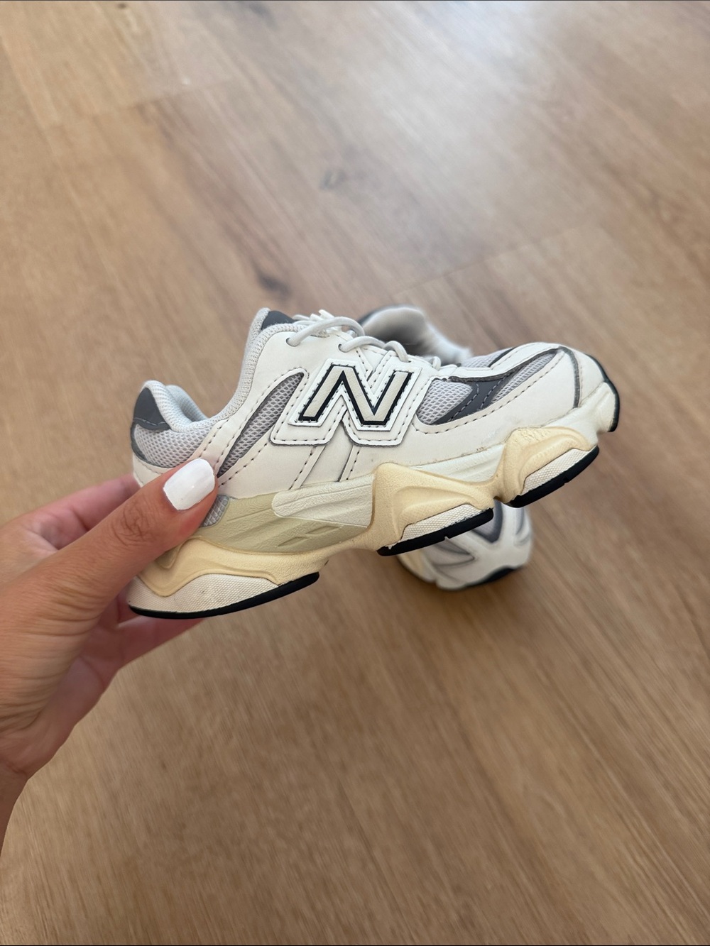 New Balance Kids Sneakers - Picture 4 of 6